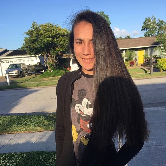 Meet your Posher, Michelle - Picture 1 of 1